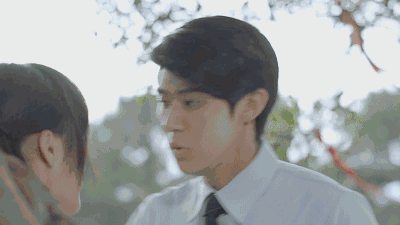 我也曾经幻想,初吻时被心爱的男神树咚
