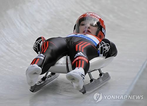德国无舵雪橇女将加入韩国国籍 将冲击平昌冬