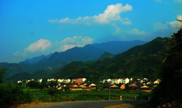 "采菊东篱下悠然见南山"探访陶渊明隐居的东至县-旅游频道-手机搜狐