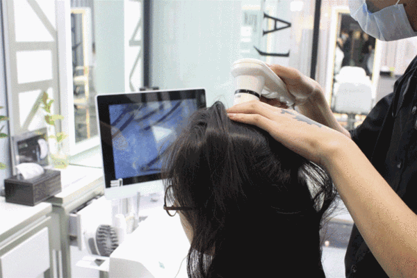 南京这家美发店竟然暗藏特殊服务!