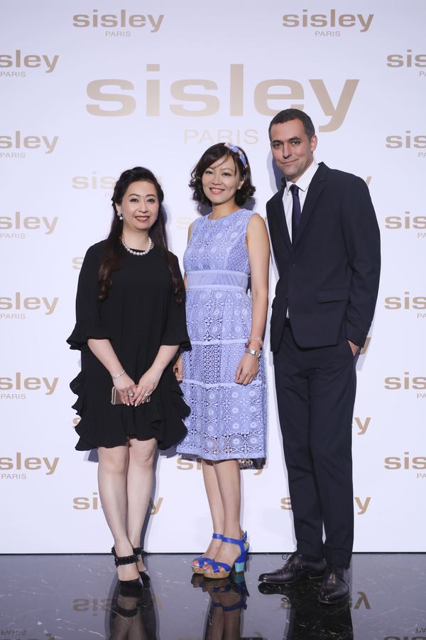 sisley法国希思黎中国总经理彭嘉颖女士,达人老师张瀚一先生和sisley