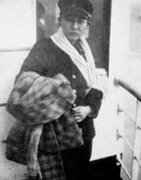 美艳女魔川岛芳子假死之谜:化身"方姥姥"?
