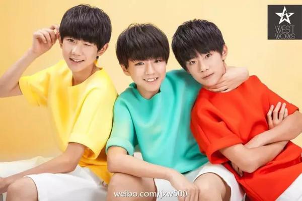 tfboys三周年见面会不忘初心,向未来进击!