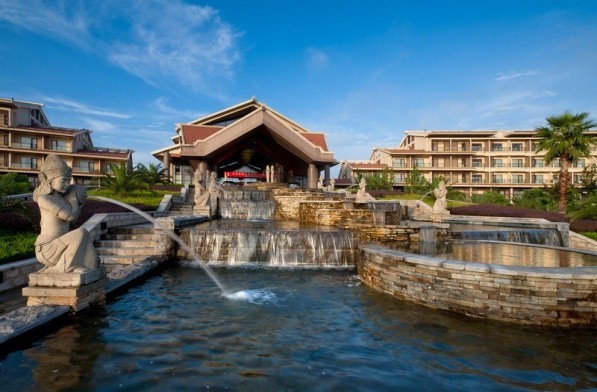 五星级的苏州阳澄湖澜廷度假酒店,英伦风格的商旅阳澄半岛酒店携手