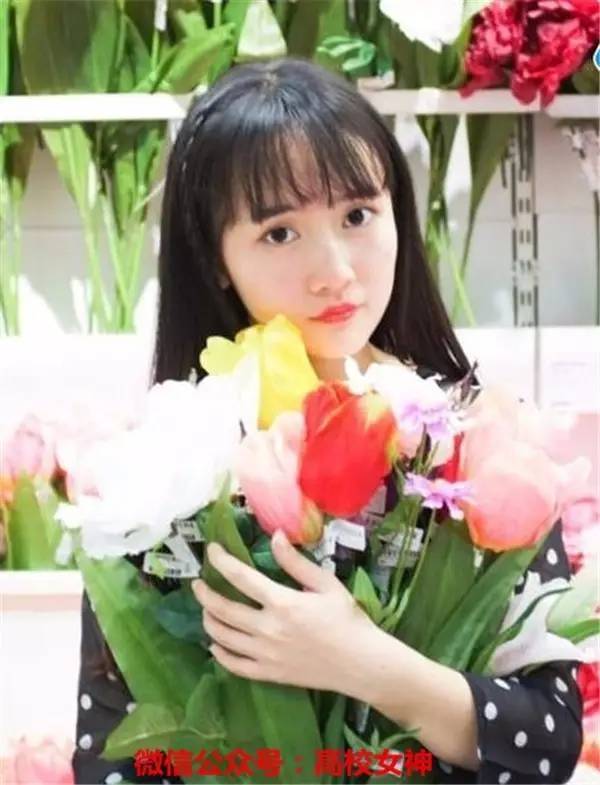 上戏甜美校花李林娟,气质被封广告女神?