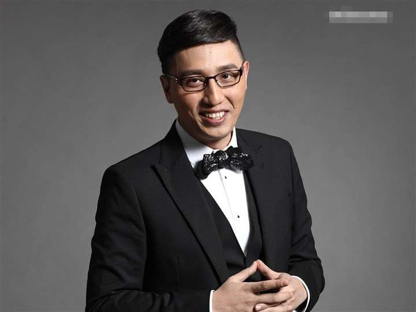 不过华少这几年已经很少主持节目了,而《2016中国好声音》也由原来
