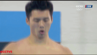 羽毛球男单决赛昨晚落下帷幕,中国选手谌龙2-0(21-18/21-18)击败