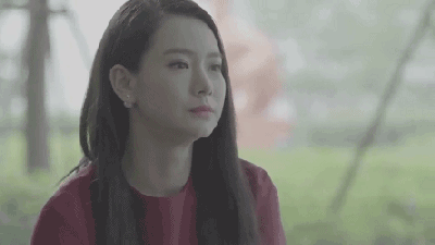 戚薇只要不把头发披着就是女神,长发披肩就会看上去很丧