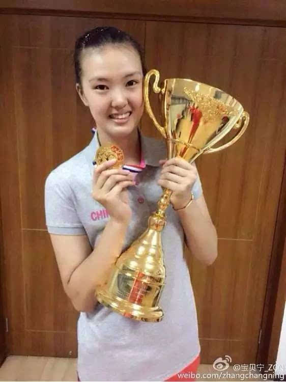 都知道女排打进奥运会决赛,但你知道战胜巴西