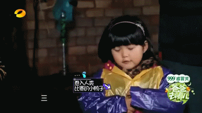 都在关注沈梦辰露胸的时候 我只注意到她的鼻孔