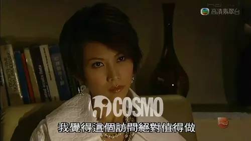 无论是《天地豪情》还是《妙手仁心,蔡少芬的短发永远都是那么干净