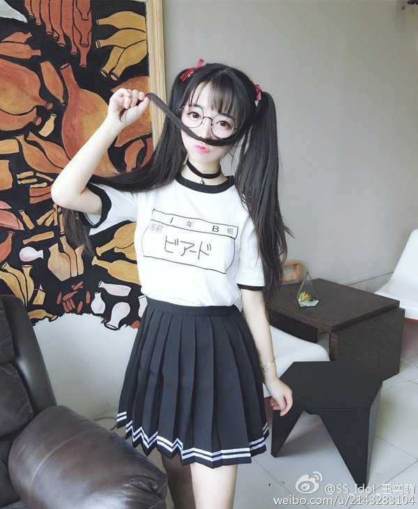 王奕萌,昵称amiro奕萌,内地新晋coser,ssidol跨次元科技偶像女团成员