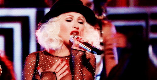 女人的哪些小动作会让男人把持不住