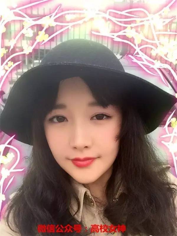 还记得《巴啦啦》里的小蓝吗?现在她还是这么美!