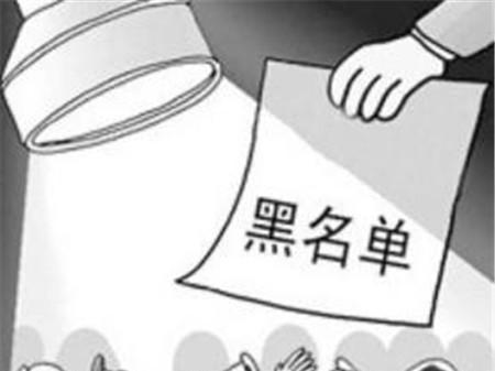 农民工轮轩4个女学生_江苏农民工收入(3)