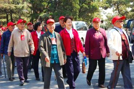 老年游"国标"明天实施,老年人出游六大法宝