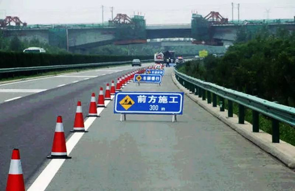 208国道跨线二广高速公路施工啦,如何绕行请看!