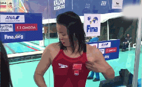 傅园慧表情包爆红,其实生活中也是个漂亮的萌妹子哦!