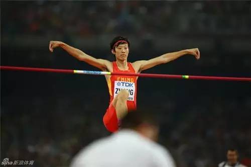 跳高排名_跳高简笔画(3)