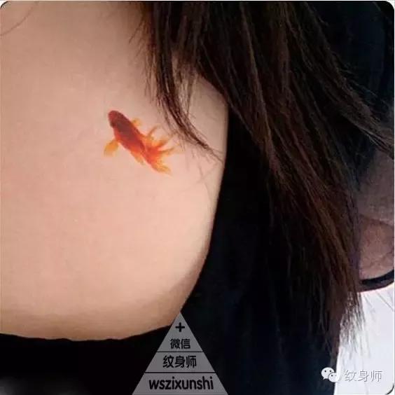 纹身师 | 灵动清新的女生纹身图案