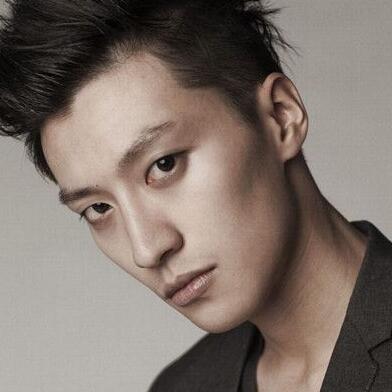 三十岁以上的明星 a4909t0053064014855.jpg