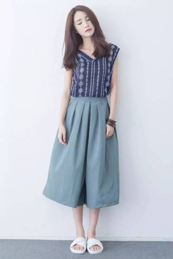 怎么搭配阔腿裤夏女生 a7jf4o16929772071596.jpeg