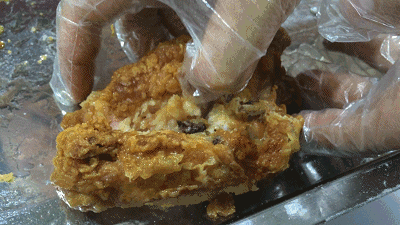 石家庄美食—一只比脸大的鸡腿吃不吃!