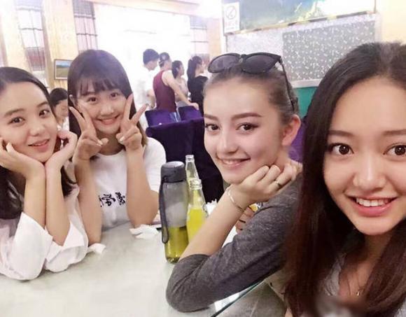 终于知道那么多人为什么讨厌关晓彤了! 南京市