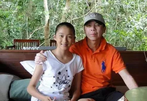 终于知道那么多人为什么讨厌关晓彤了! 南京市