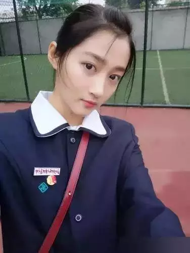 终于知道那么多人为什么讨厌关晓彤了! 南京市