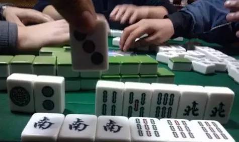 千万不要和喜欢打麻将的女人上床 ,看完你就知道了!