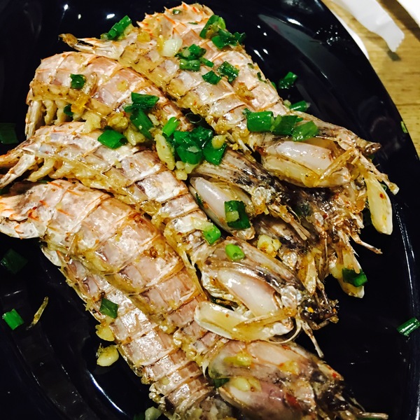 如何简单快速地吃虾 a9pi115446903249708.jpg