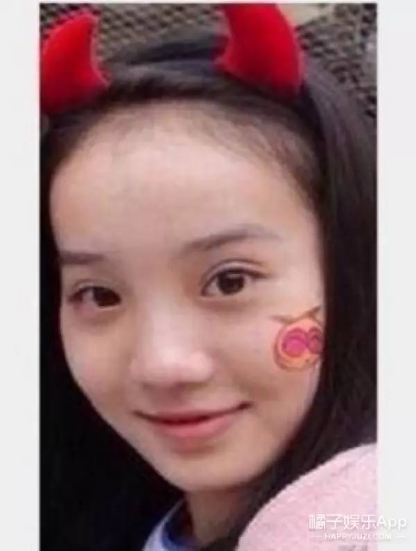 第三个是大金,这姑娘虽然不是那种很漂亮的类型,但是长相很可爱.