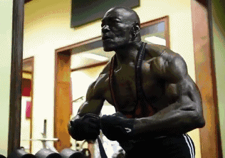 这位72岁的肌肉猛男火遍了全球,膝盖请收好!