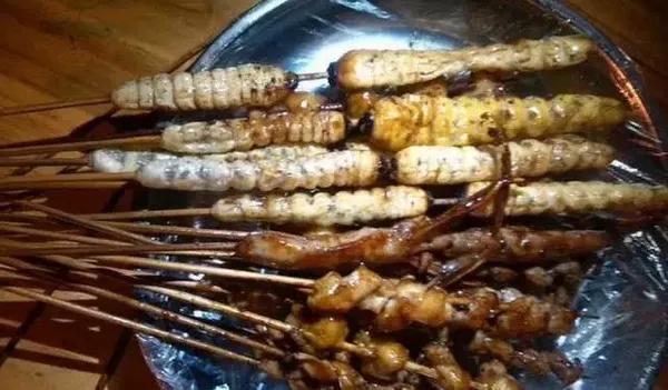 广西这15个重口味黑暗料理,我们南宁竟占五个……