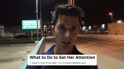 你微笑注视着她 但看起来可能会像个呆13