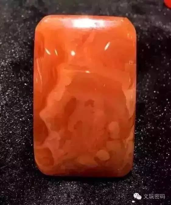 擦亮双眼,饱受质疑的血蜜蜡到底是什么?