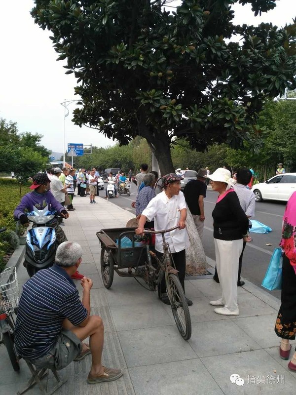 徐州湖东路发生惨烈车祸,妙龄女子当场身亡!