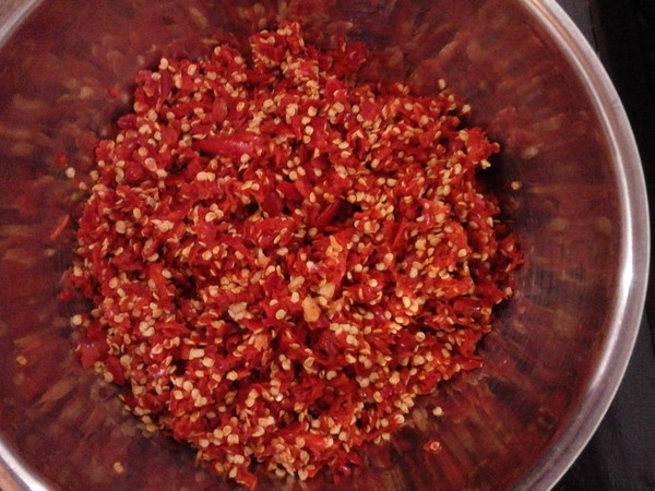 自制油炒辣椒酱 a7ocjk00476223291596.jpg