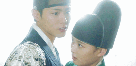 《云画的月光》怦然心动的撩妹动图