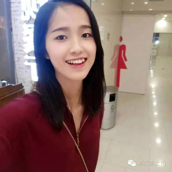 中国美女惊艳全国 a1e2j056694354553596.jpeg