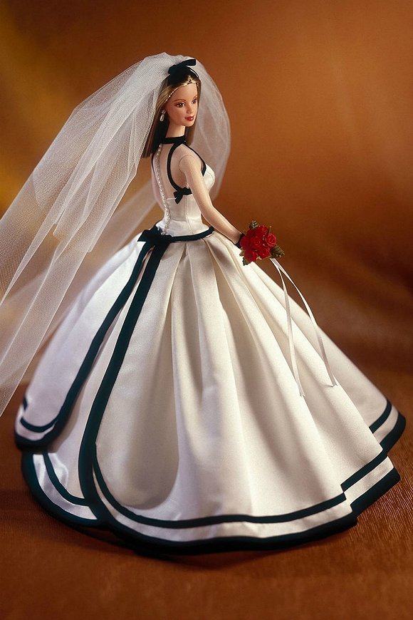 小芭比娃娃婚纱怎么做_芭比娃娃的衣服怎么做(2)