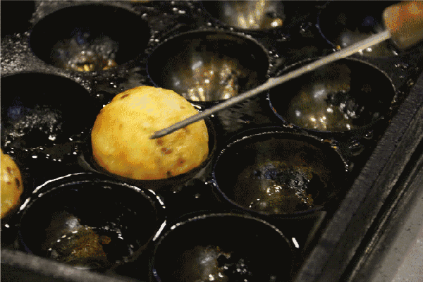 弹丸滋地(tamayaki),主营章鱼丸子烧,你平时吃的章鱼小丸子什么的都