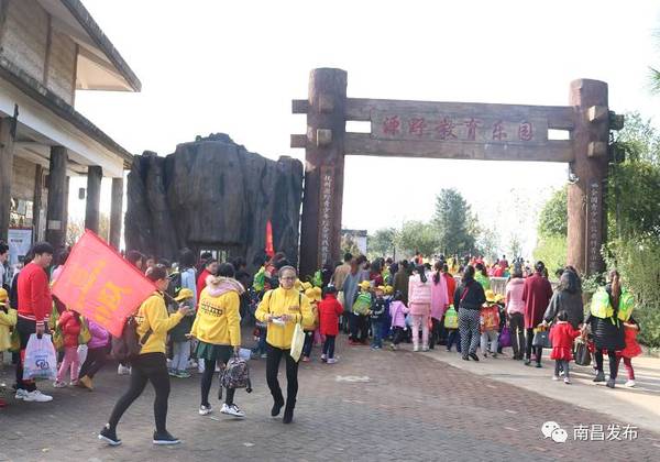 崇仁源野山庄地处素有"金三角"之称的崇临宜三县区交界处,处在抚州半