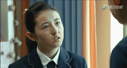 要 懂得面对面沟通,放下架子,平等交流,倾听孩子的想法, 不 要绑住