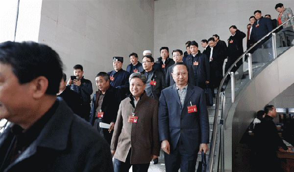 600_352 gif 动态图 动图