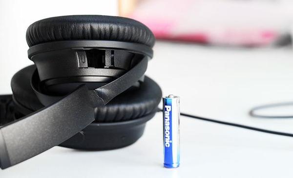 bose qc25耳机:在嘈杂大街上做一个安静美男子
