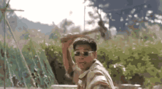 揭秘中国式网红:奇葩,卖肉,表情包.