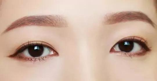 看眉毛和运程的关系:女人要命好 眉毛是关键!