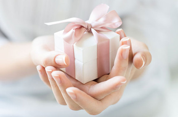 买什么礼物给长辈 a4v9fc15817665494405.jpg